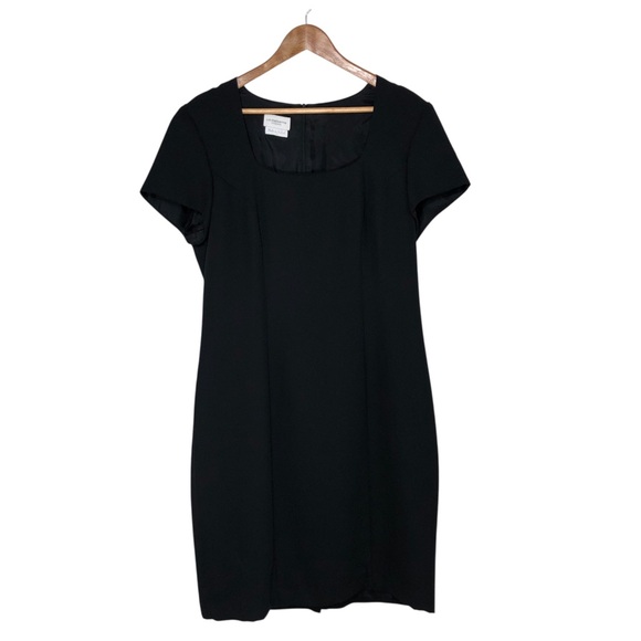 Liz Claiborne Dresses Vintage USA Made Black Short Sleeve Lined Sheath Dress 14 - Picture 1 of 13